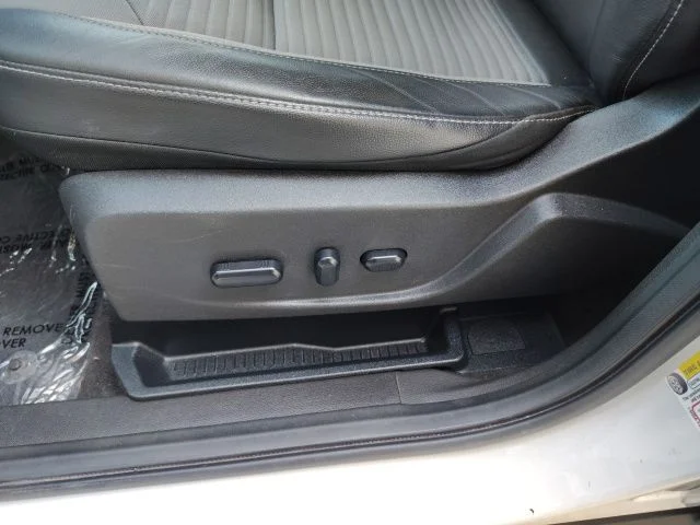 Used 2017 White Ford SE image 20