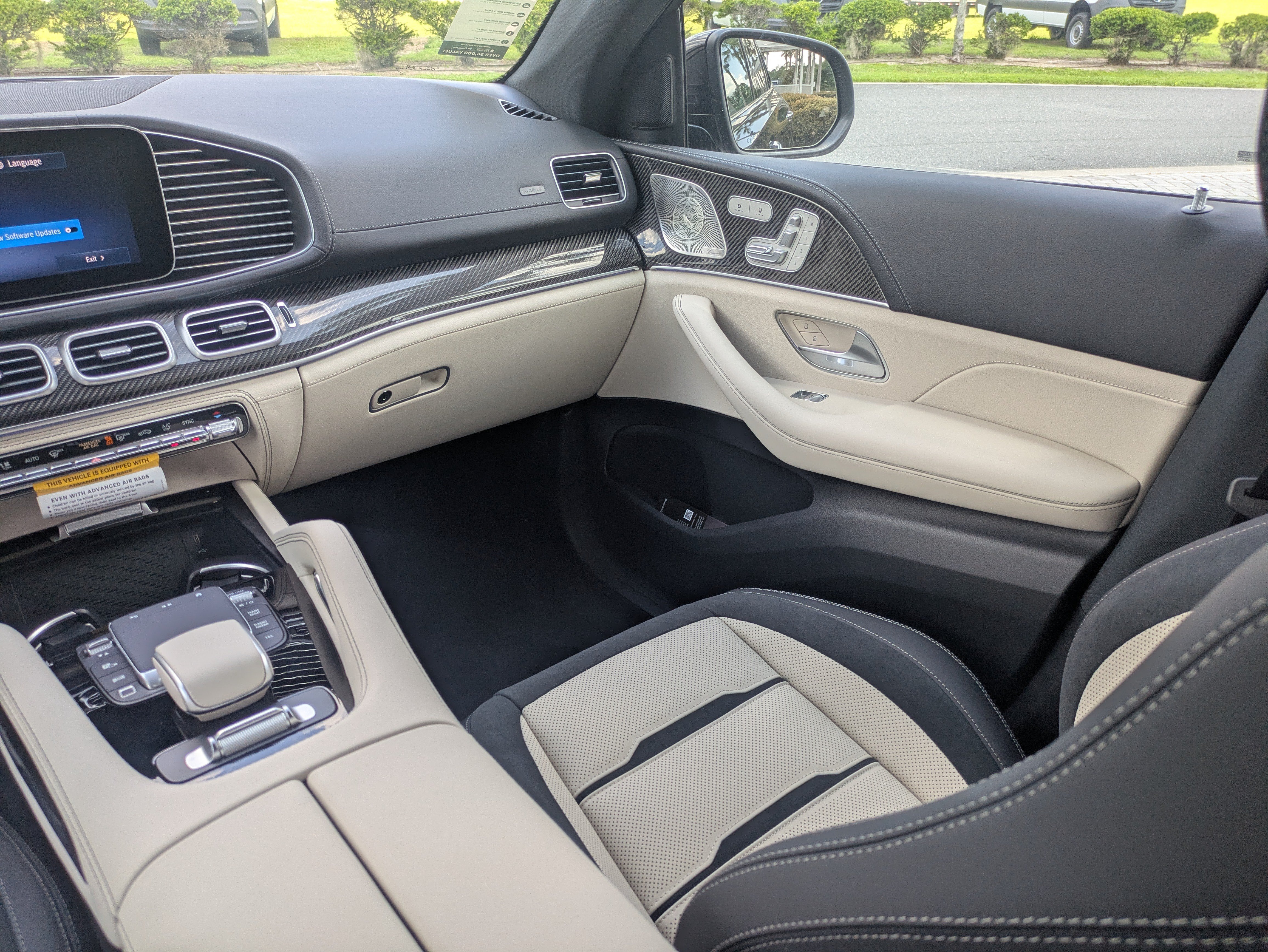 New 2026 Obsidian Black Metallic Mercedes-Benz AMG® GLE 53 4MATIC+ Coupe image 16