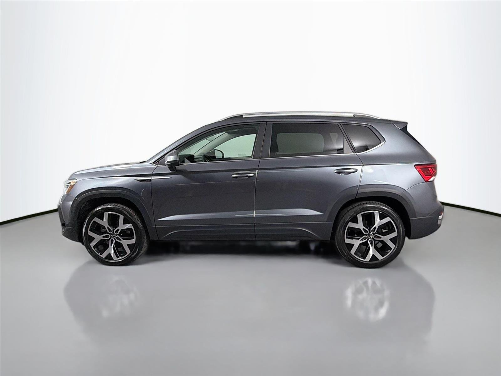 Certified Used 2023 Platinum Gray Metallic Volkswagen SEL image 8