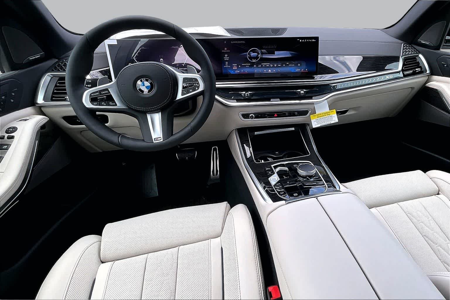 New 2026 Mineral White Metallic BMW xDrive40i image 5
