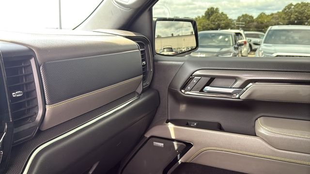 Used 2022 Glacier Blue Metallic Chevrolet ZR2 image 18
