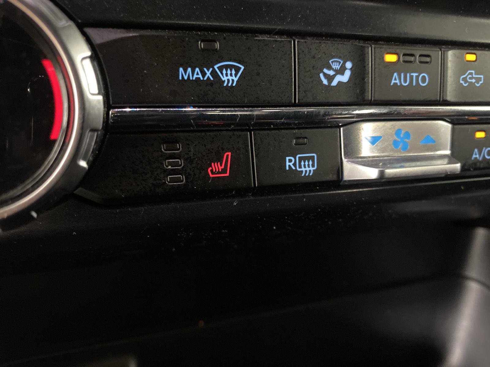 Used 2026 Agate Black Ford XLT image 23