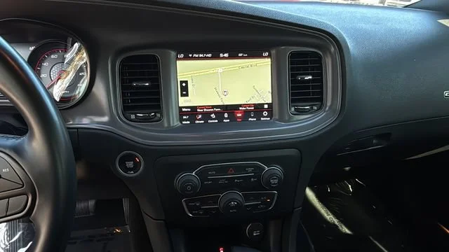 Used 2023 Red Dodge SXT AWD image 26