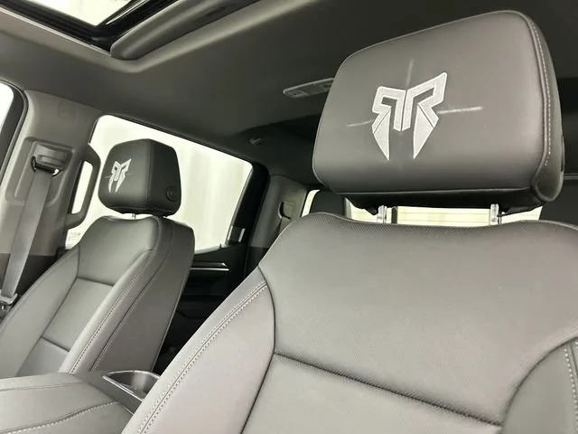 2025 Chevrolet Silverado 1500 LTZ - Photo 25