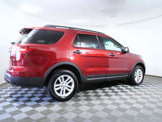 Used 2015 Red Ford Base image 6