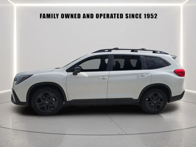 Used 2023 White Subaru Onyx Edition Limited image 5