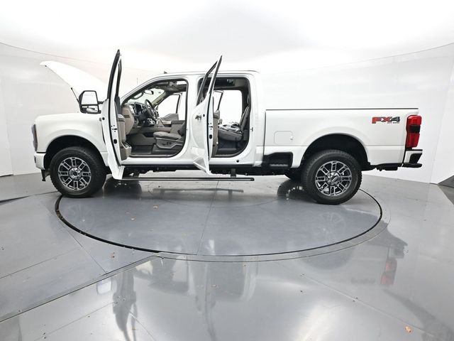 New 2026 Star White Metallic Tri-Coat Ford F-250® Platinum® image 56