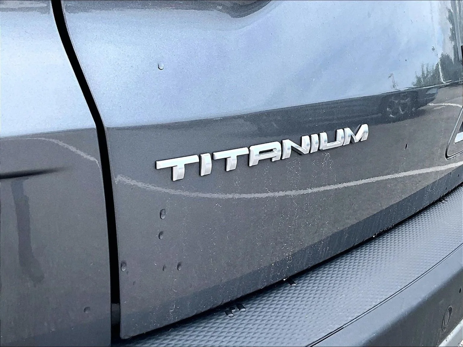Used 2022 Gray Ford Titanium image 9