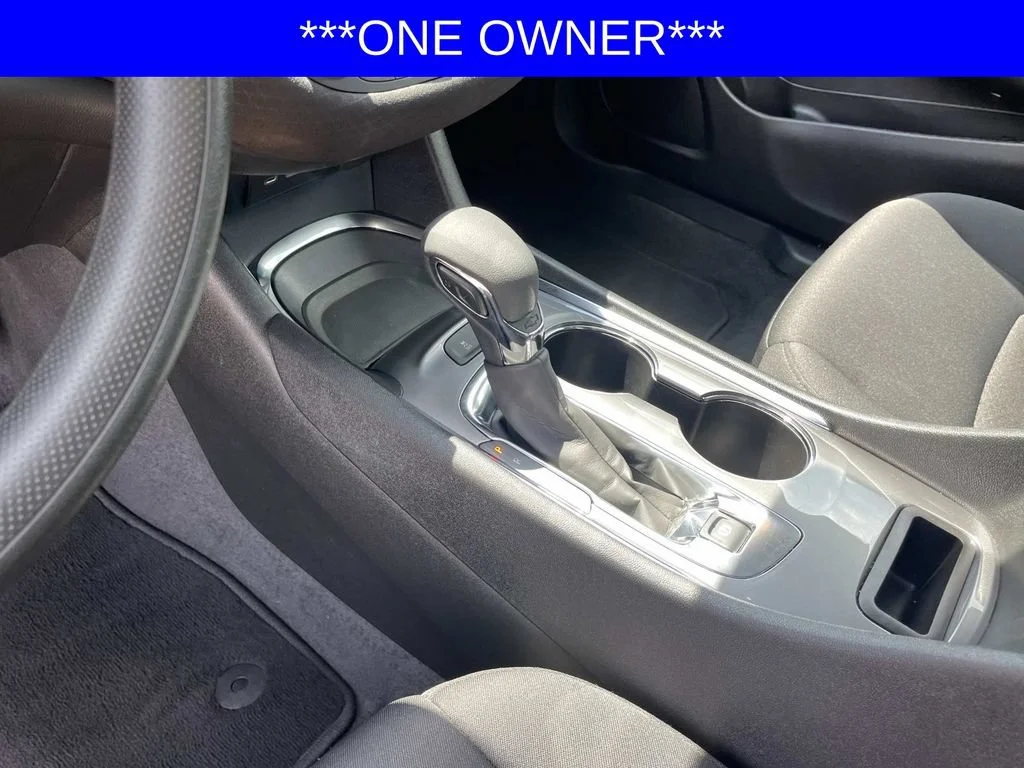 Used 2025 Sterling Gray Metallic Chevrolet 1LT image 22