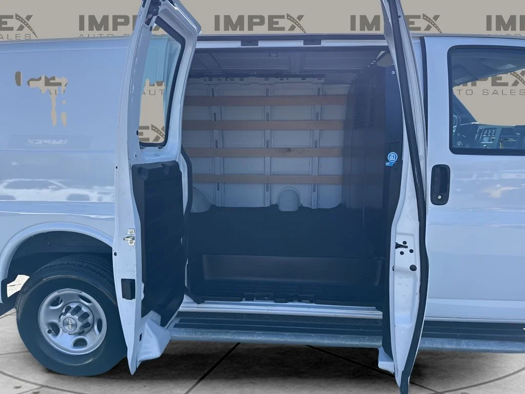 Used 2023 White Chevrolet Work Van image 20