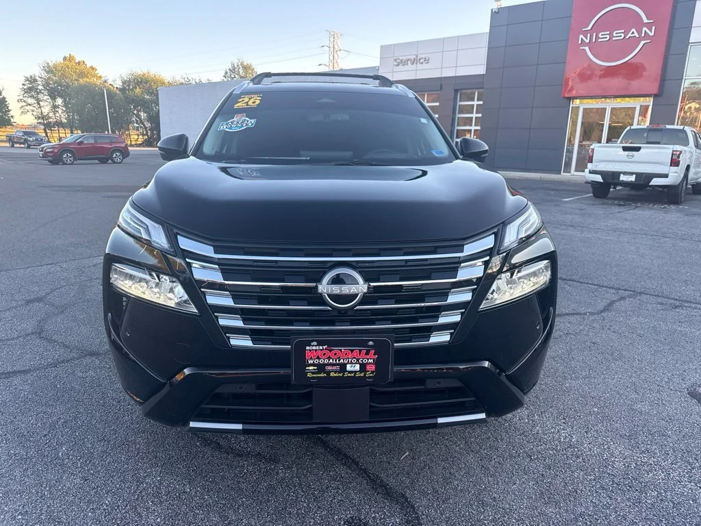 Used 2026  Nissan Platinum image 8
