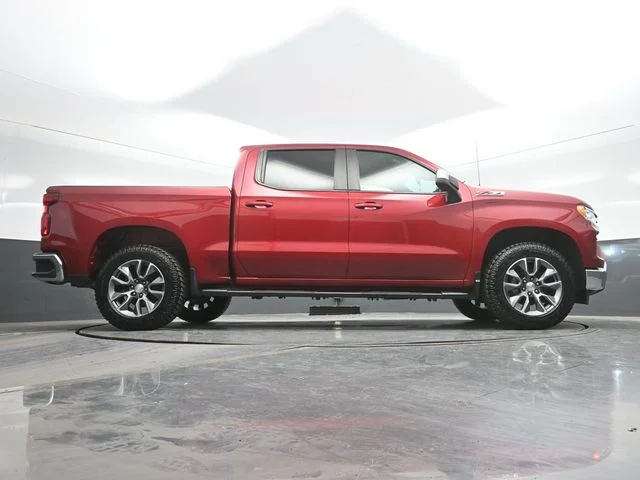 Used 2024 Red Chevrolet LT image 24