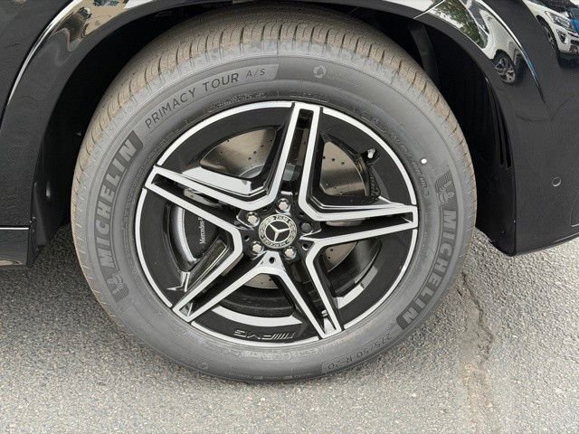 New 2026 Black Mercedes-Benz GLE 450 image 26