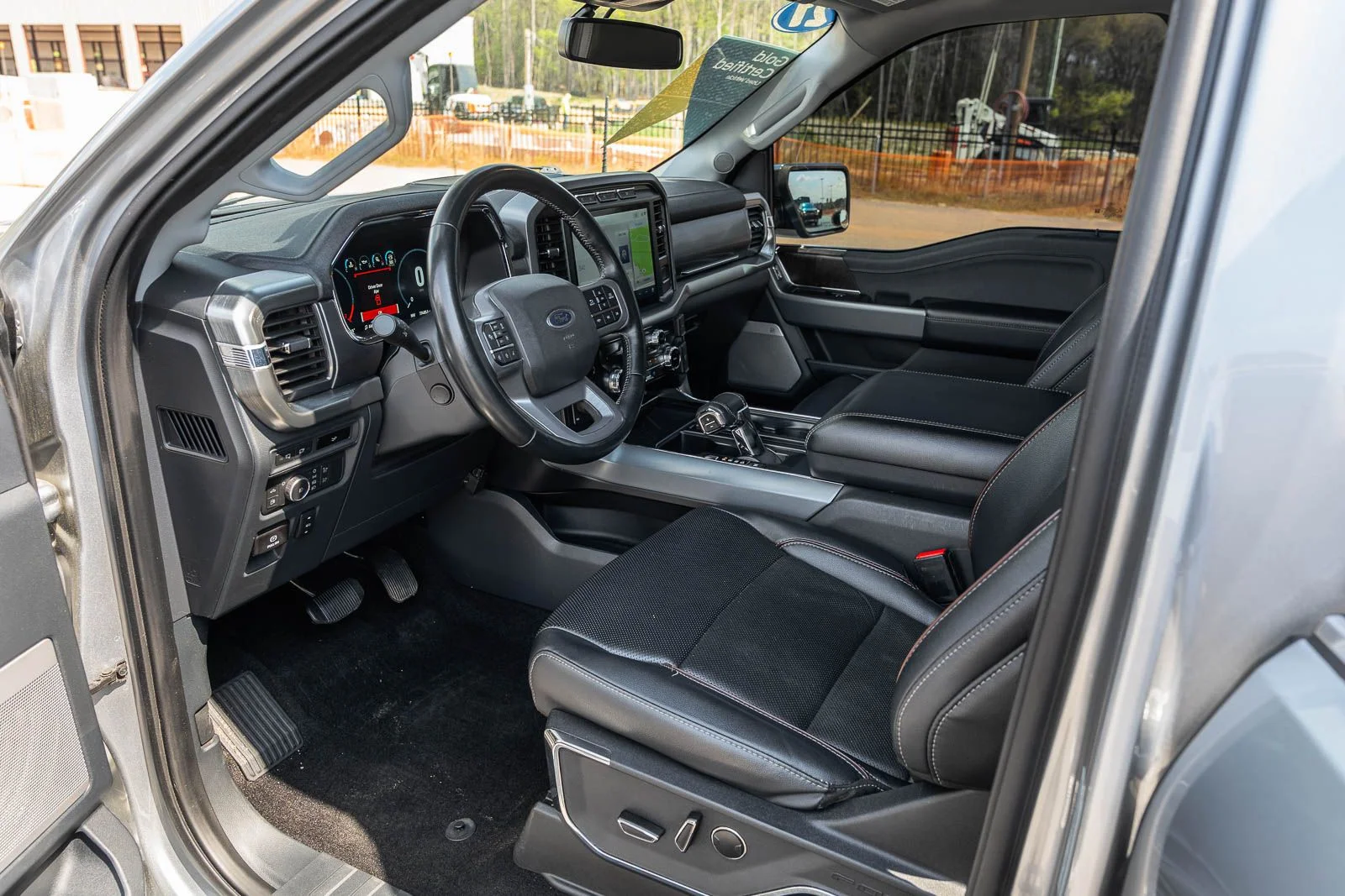 Used 2023 Silver Ford Lariat image 19