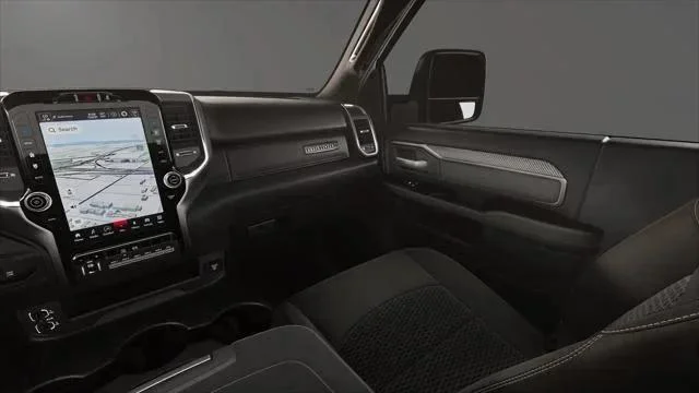 2026 RAM 3500 Chassis Big Horn - Photo 6