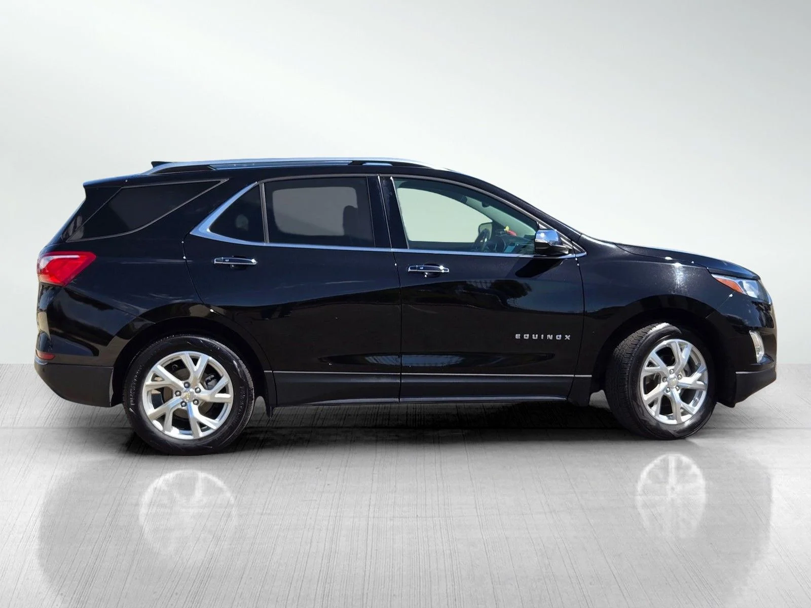 Used 2018 Mosaic Black Metallic Chevrolet Premier image 3