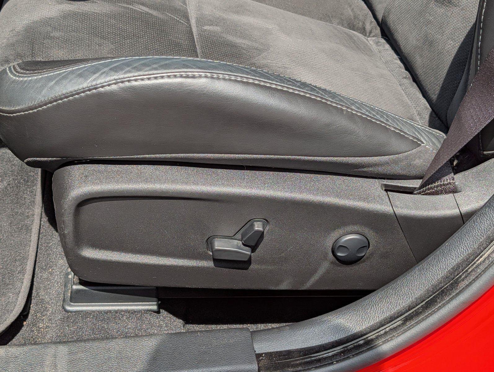 Used 2023 Go Mango Dodge Scat Pack image 12