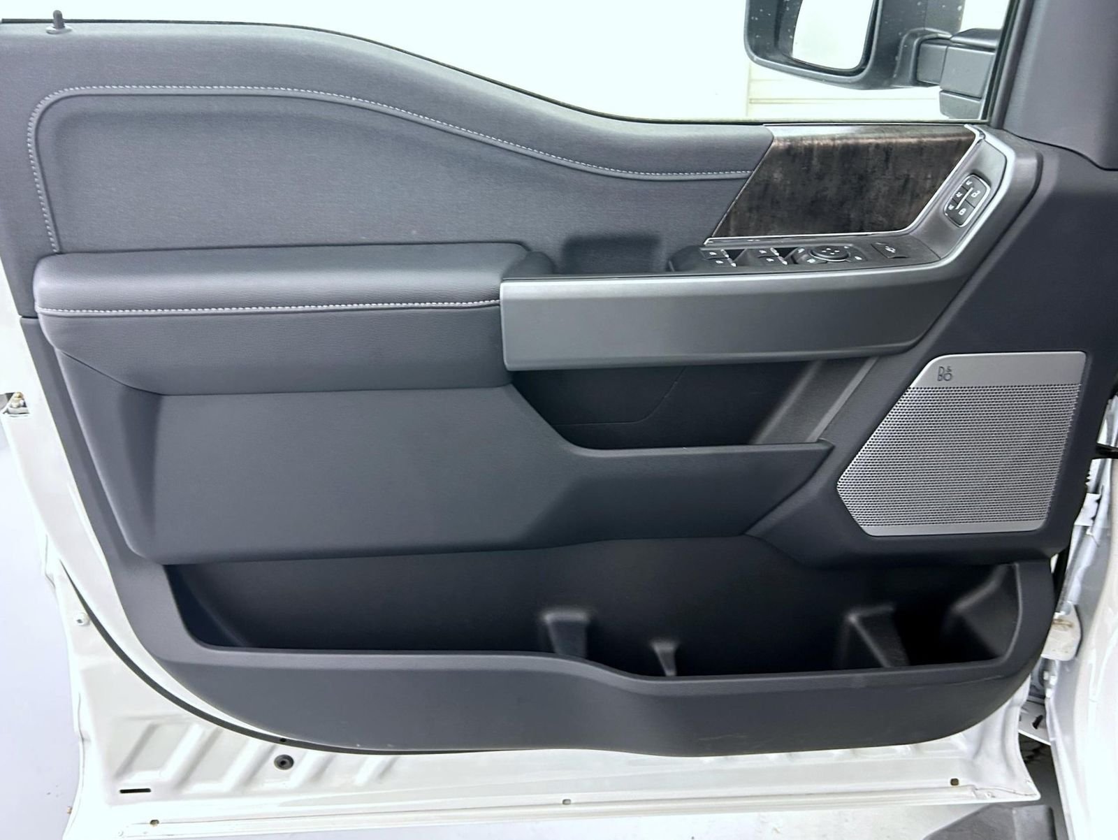 2026 Ford F-250 Super Duty Lariat - Photo 9