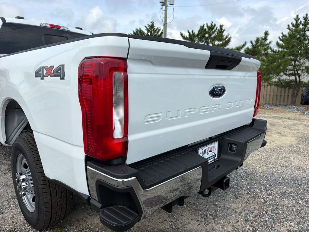 New 2026 Oxford White Ford F-350® XL image 26