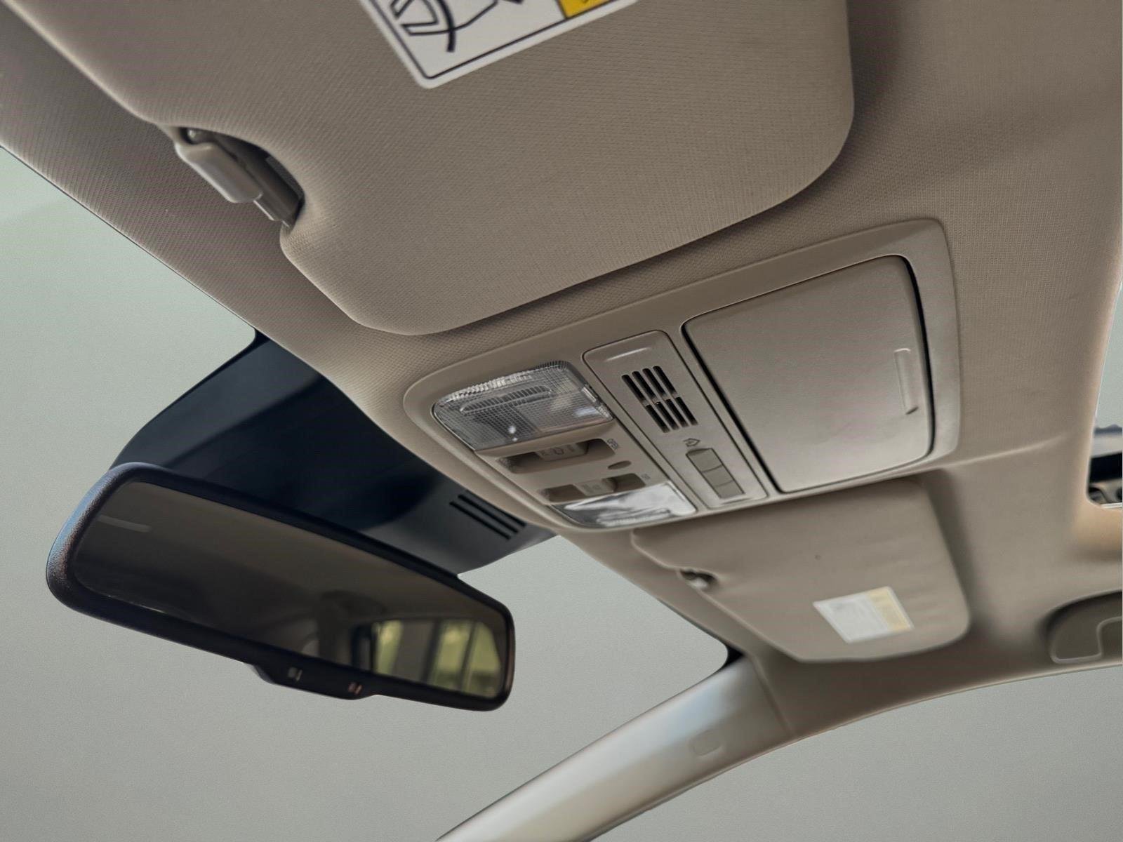 Used 2017 Sandstorm Metallic Honda Touring image 38
