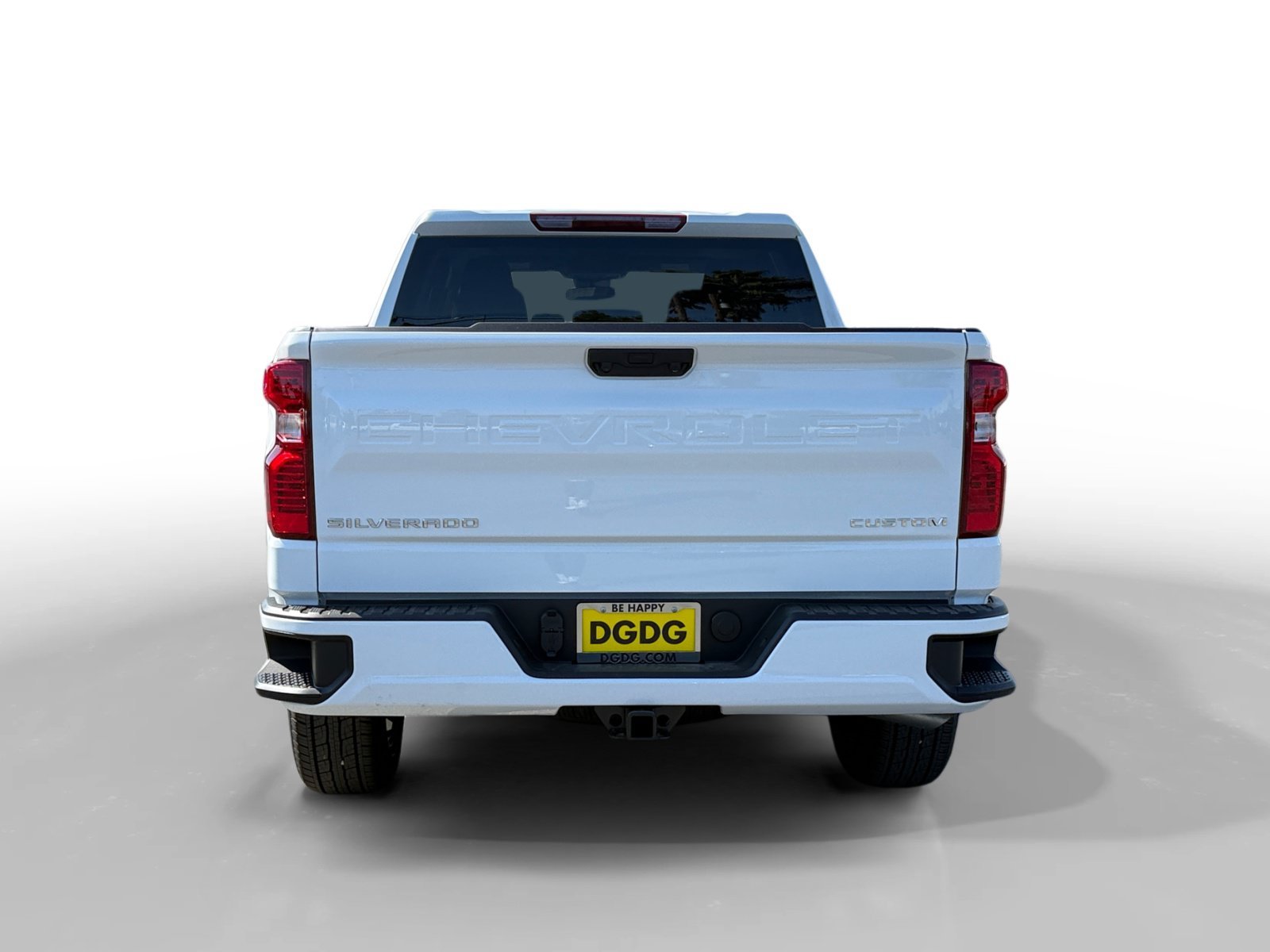 New 2026 Summit White Chevrolet Custom image 4