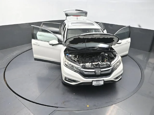 Used 2016  Honda Touring image 30