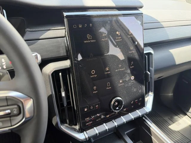 New 2026 White GMC Elevation image 16