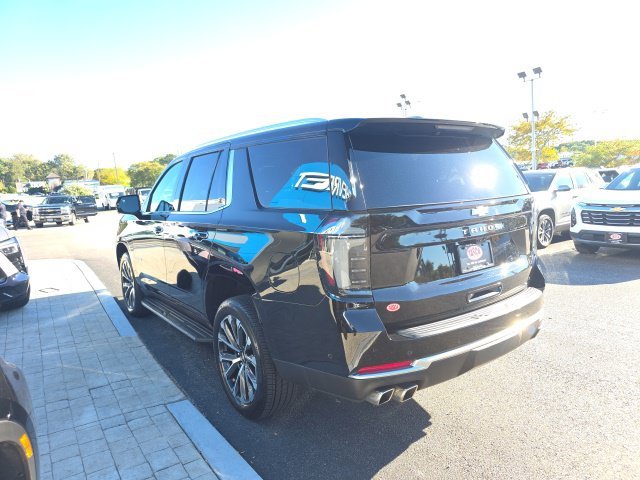 Used 2025 Black Chevrolet High Country image 4