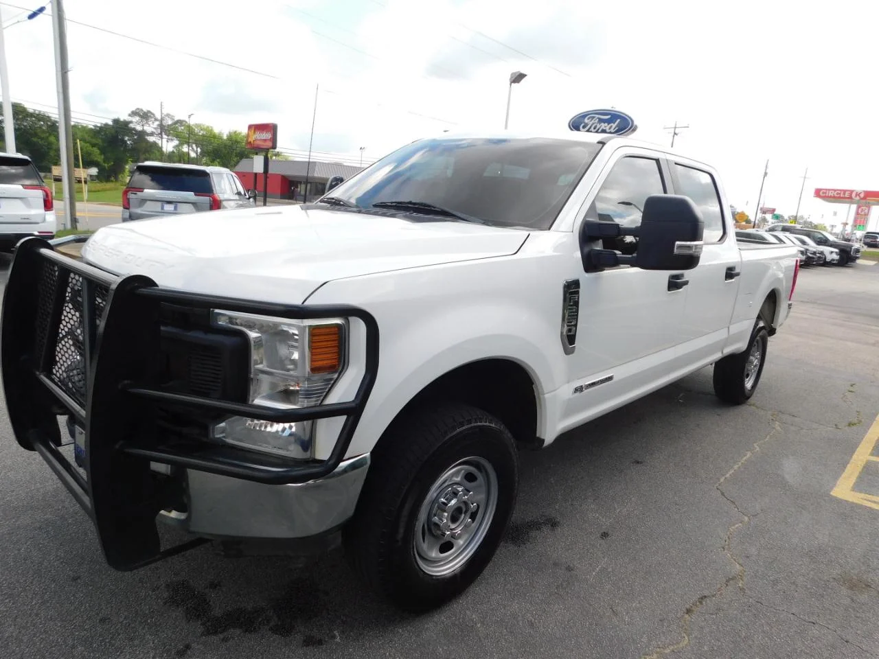 Used 2022 White Ford XL 4WD Crew Cab 6.75 ft Box image 4