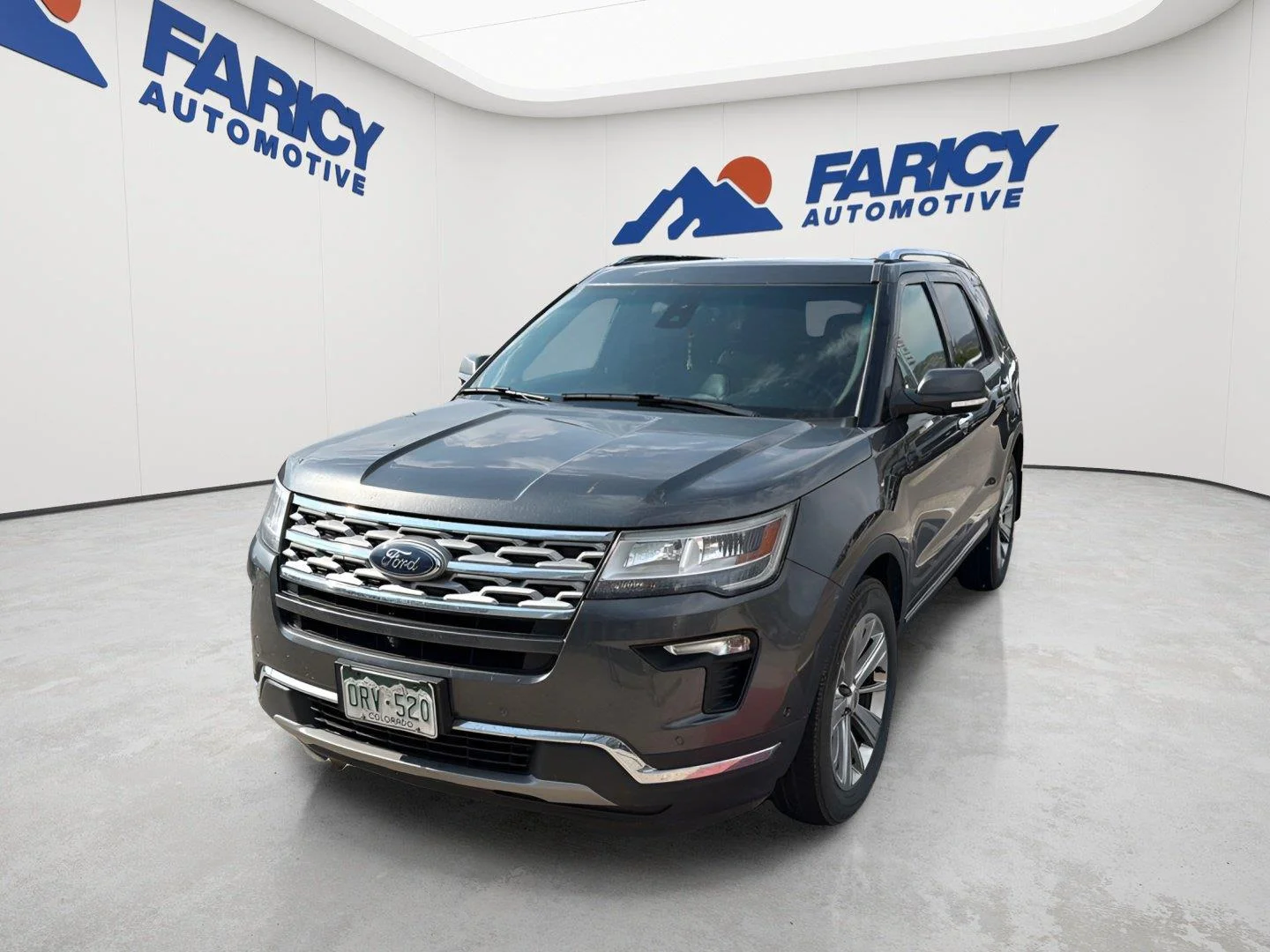 Used 2019  Ford Limited image 1