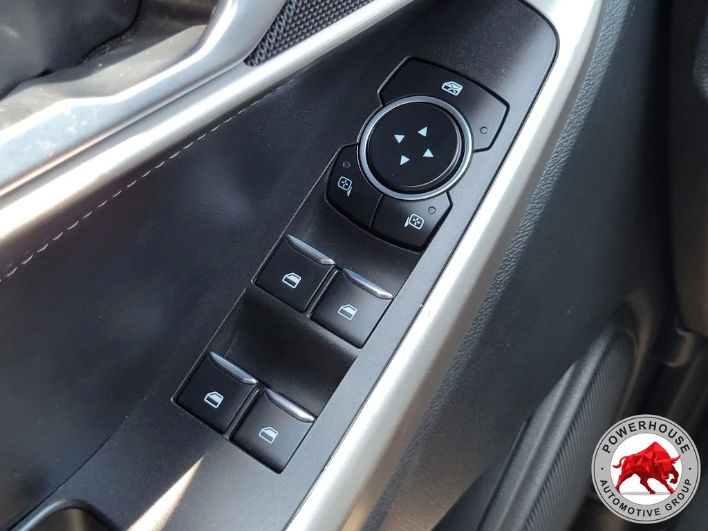 Used 2023 Silver Ford XLT image 26