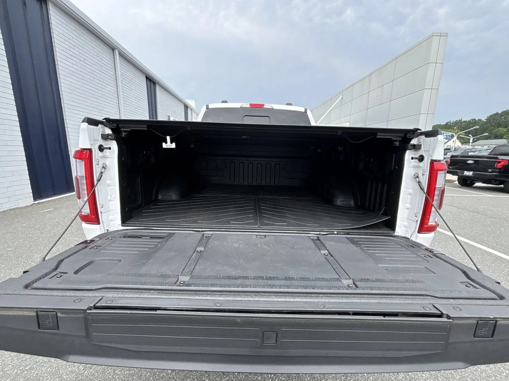 Used 2023 White Ford Lariat image 20