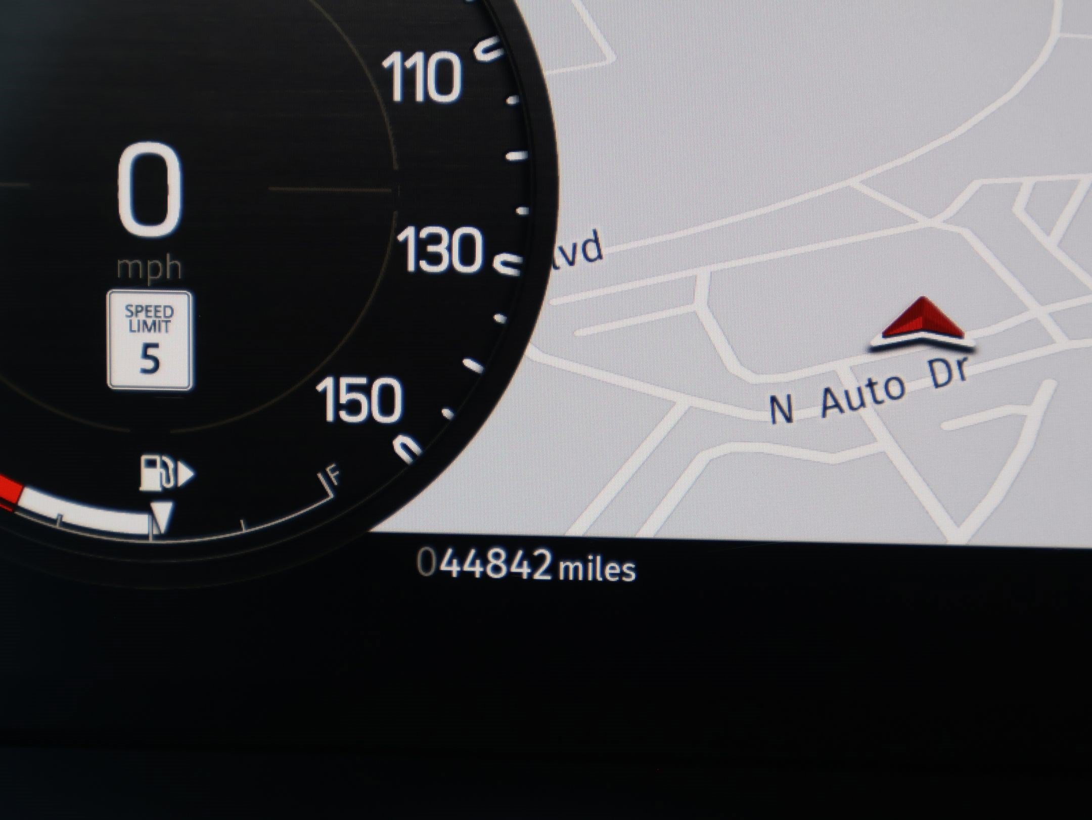 Used 2024 Fuji White Land Rover 110 P300 S image 20