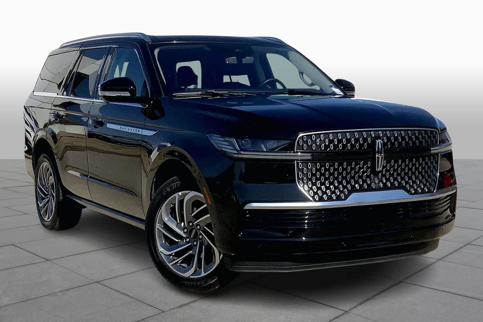 Pre-Owned 2025 Lincoln Navigator Reserve
