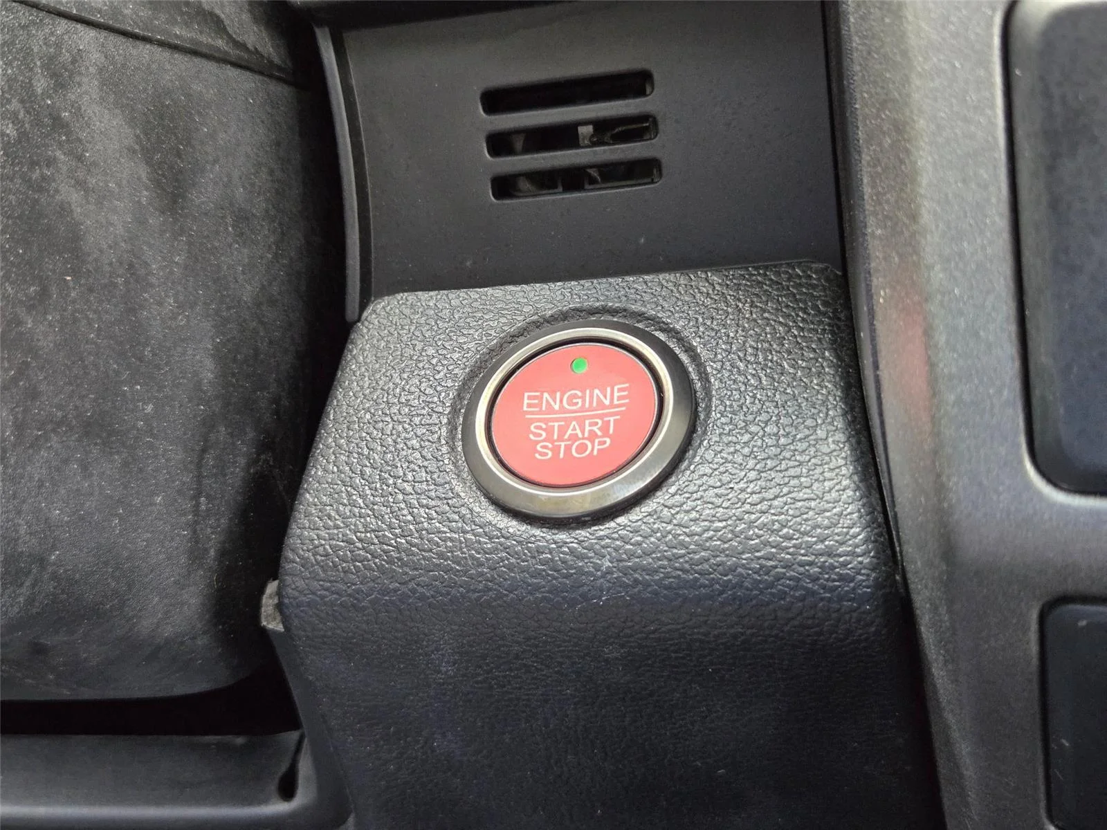 Used 2019 Magnetic Ford Raptor image 25