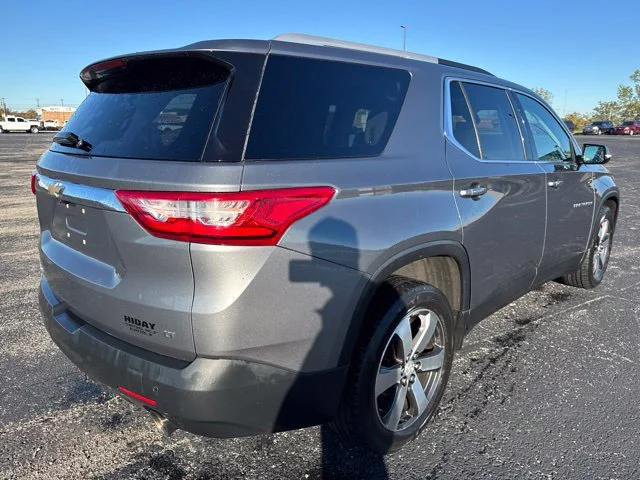 Used 2018 SATIN STEEL METALLIC Chevrolet LT Leather image 4