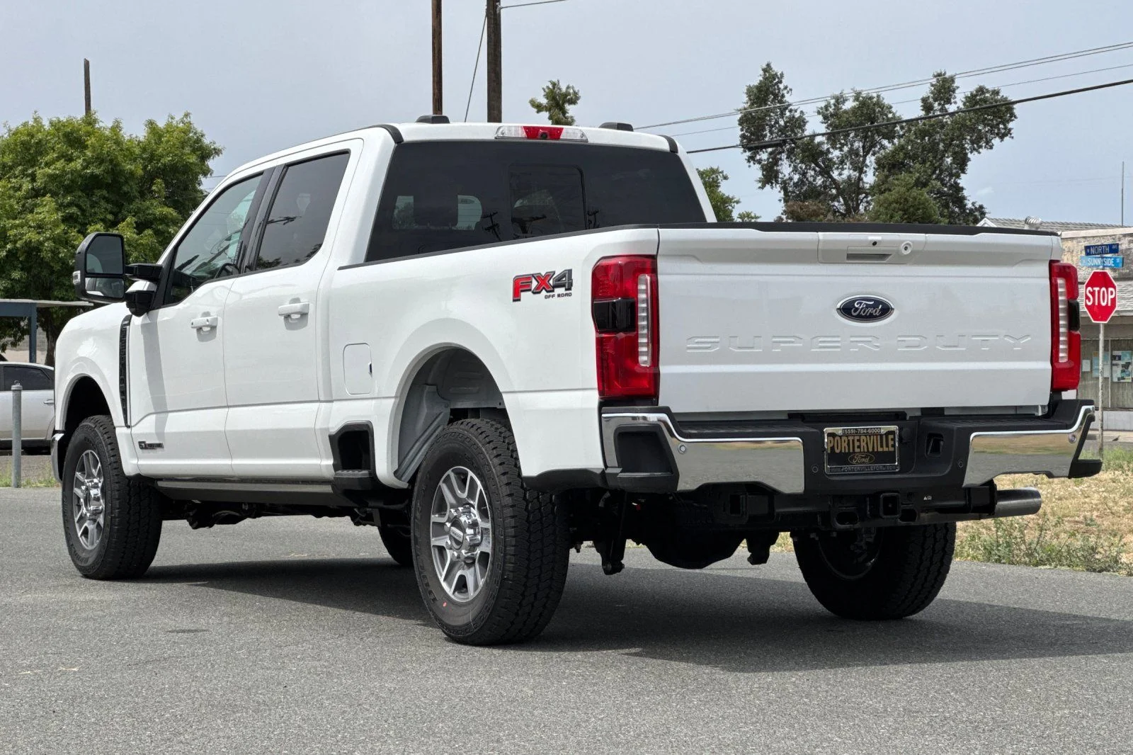 New 2026 Star White Metallic Tri-Coat Ford F-250® Lariat® image 7