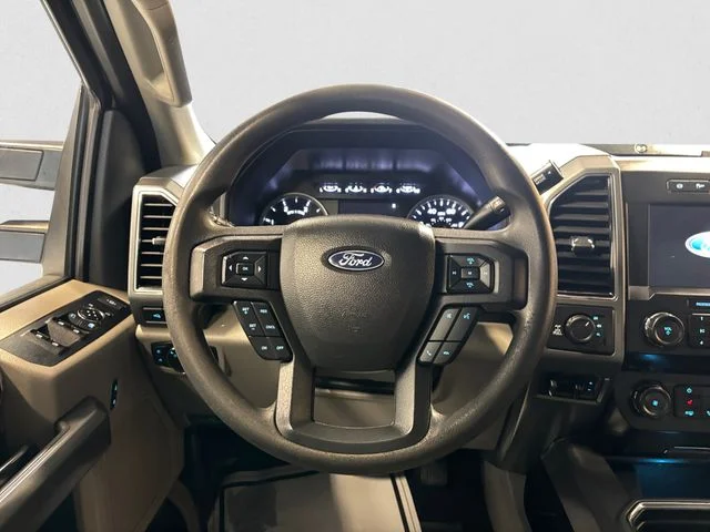 Used 2022 White Ford XLT image 13