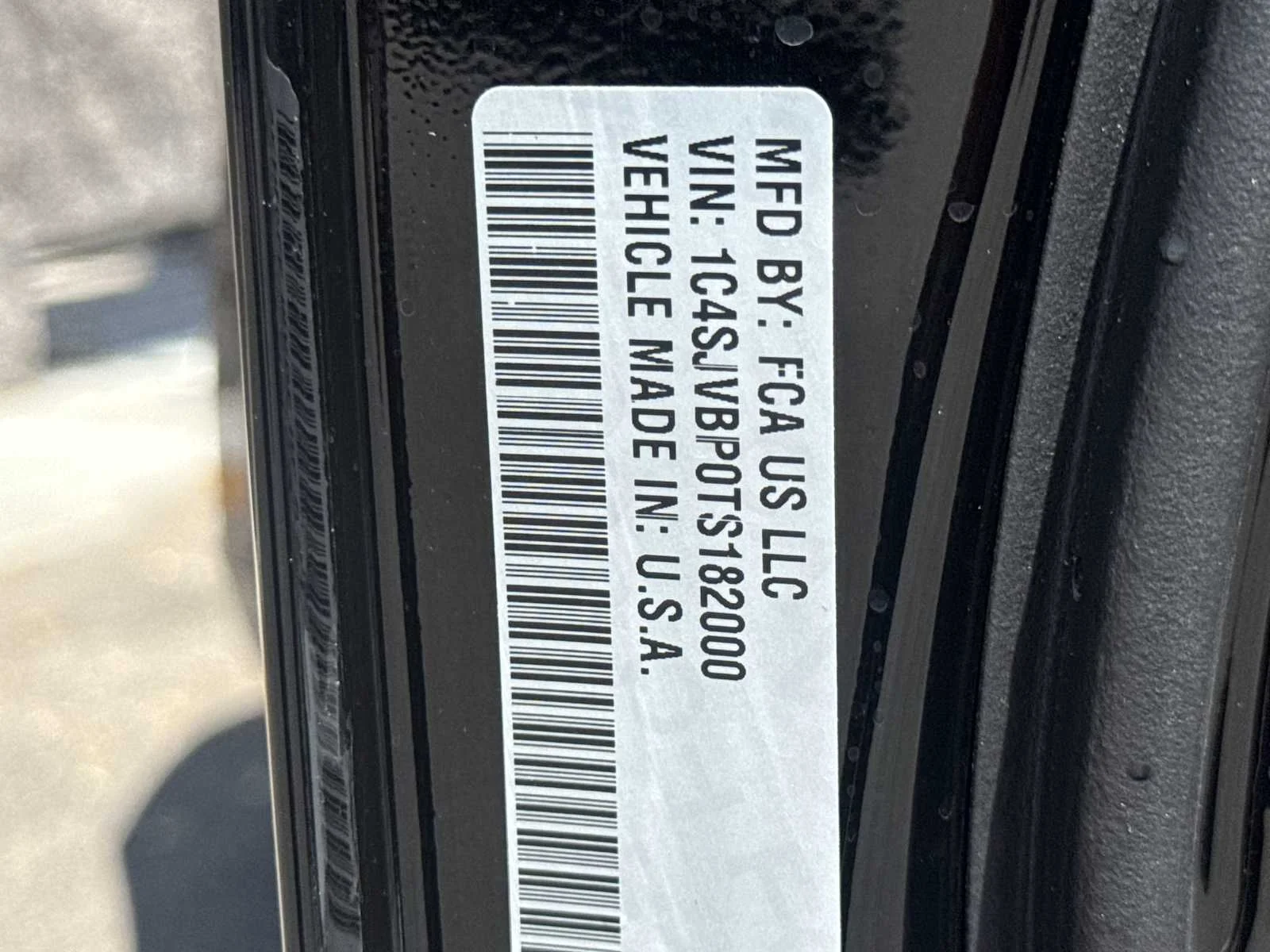 New 2026 High Gloss Black Exterior Paint Jeep Limited Reserve image 25