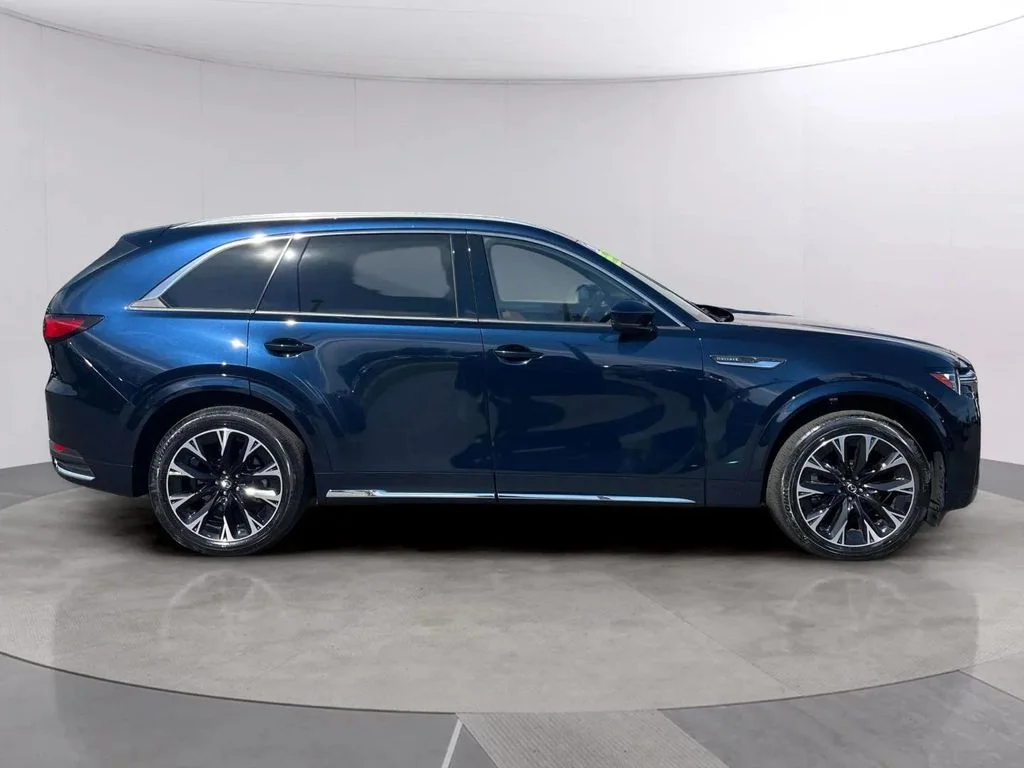 2025 Mazda CX-90 Premium Plus Package - Photo 6