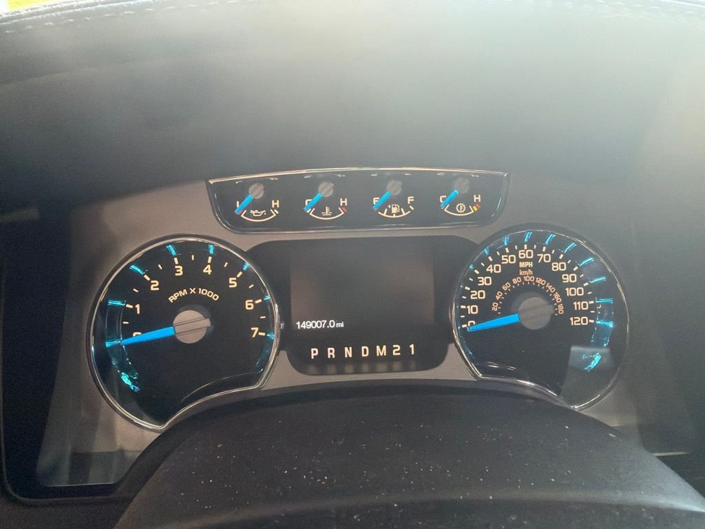 Used 2013 White Ford Platinum image 17