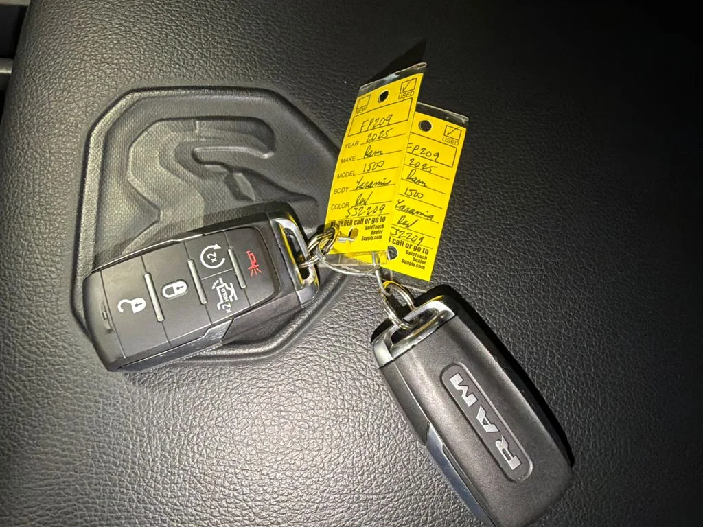 2025 RAM Ram 1500 Pickup Laramie - Photo 40