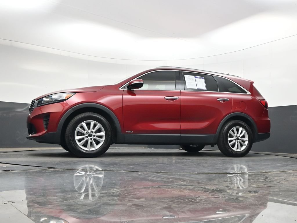 Used 2020 Red Kia LX image 34