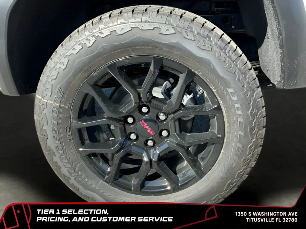 New 2026 Summit White GMC Elevation image 20