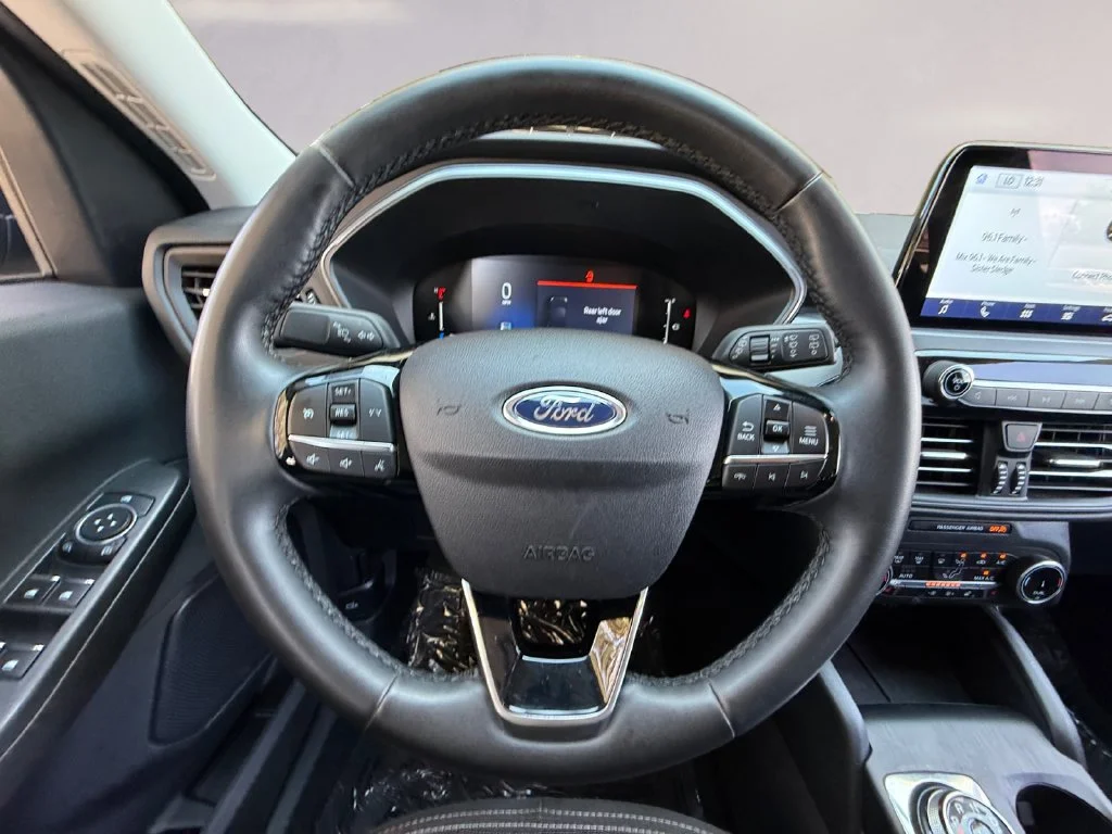 Used 2024 Gray Ford Active image 13