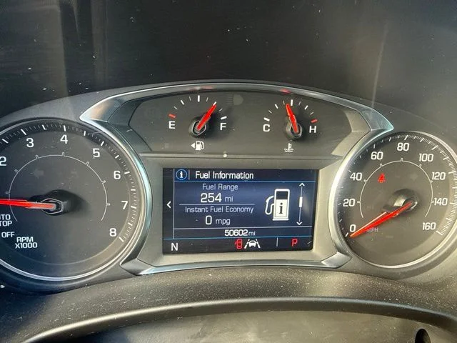 Used 2024 White GMC SLE image 13