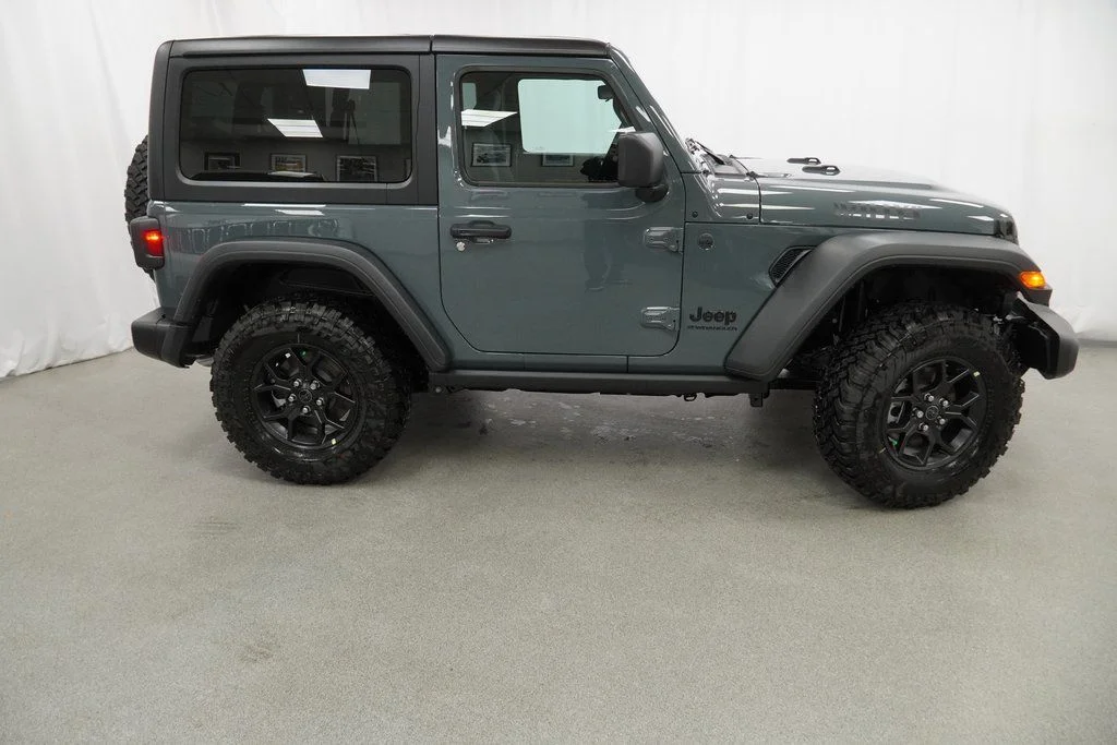 2026 Jeep Wrangler 2-Door Willys - Photo 9