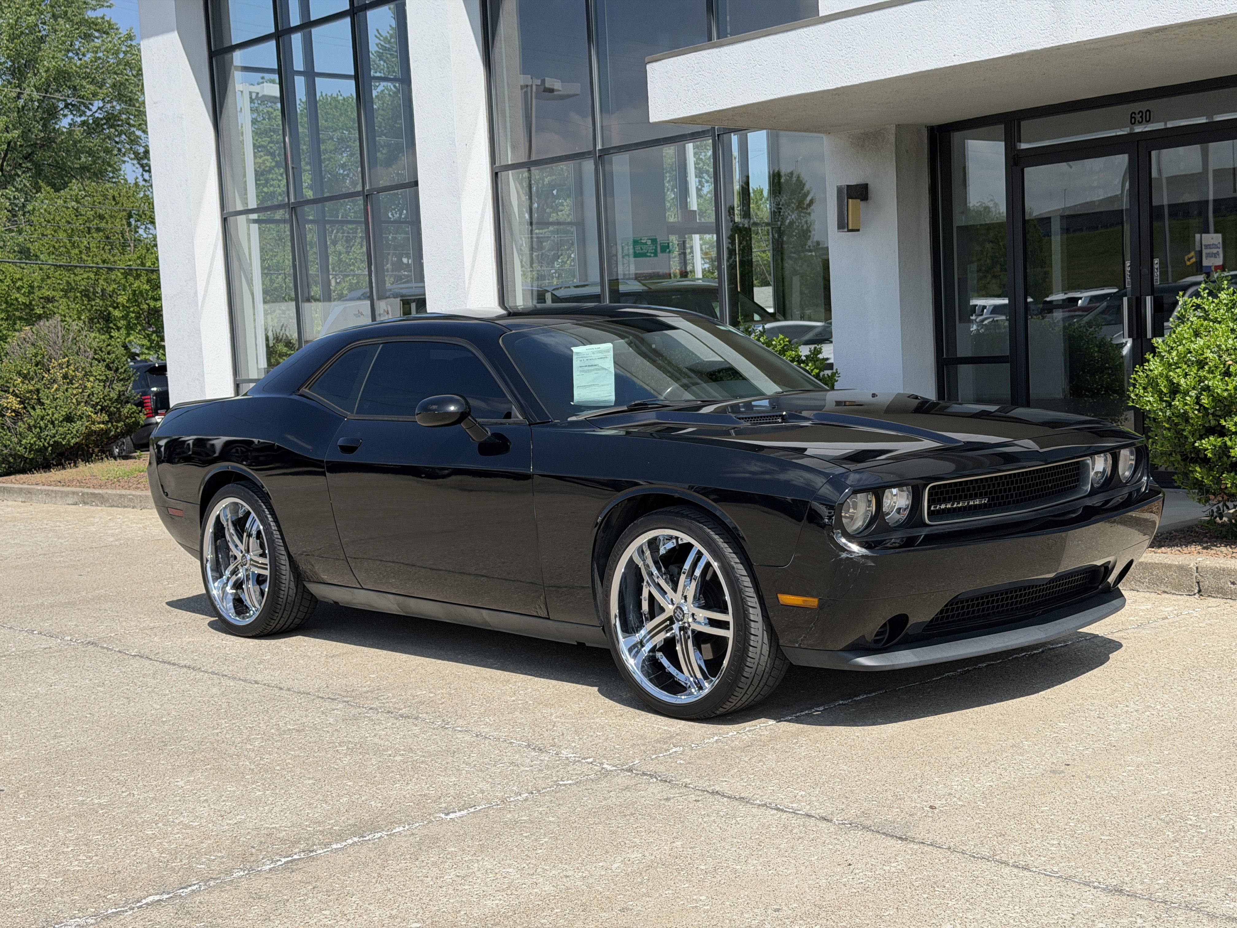 Used 2013 Dodge Challenger SXT with VIN 2C3CDYAG7DH648954 for sale in Jeffersonville, IN