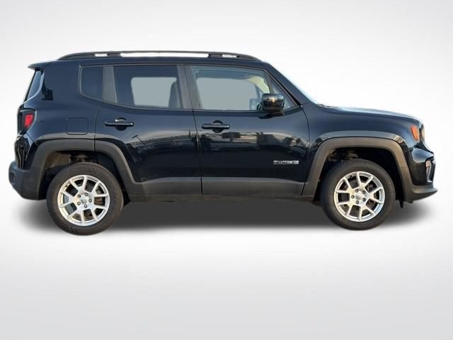 Used 2019 Black Clearcoat Jeep Latitude image 7