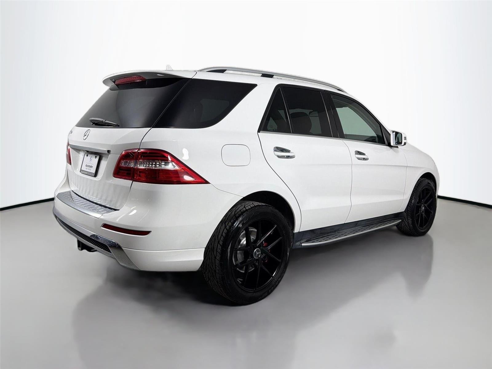 Used 2014 Polar White Mercedes-Benz ML 350 image 6